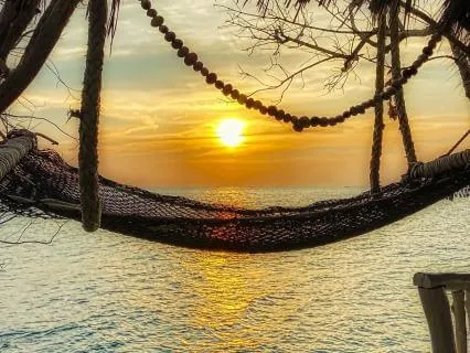 Guided Self Reiki For Sleep With 8Hrs Of Natural Ocean Waves