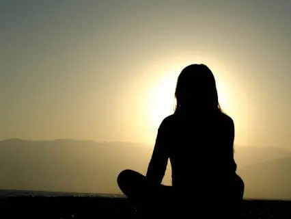 Guided Silent Meditation: 4 Minutes Of Stillness