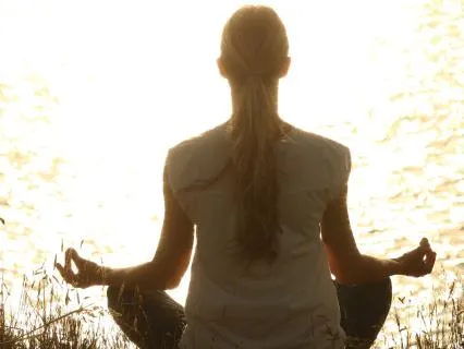 Guided Vs Silent Ways To Meditate: What Is Best?