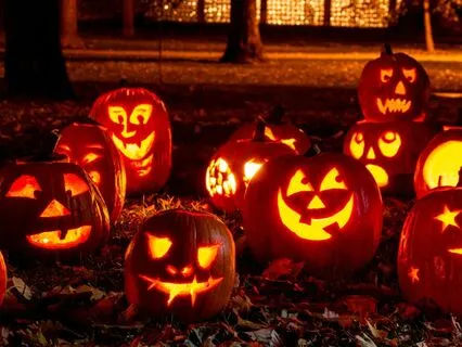 Halloween Street Ambiance Night Rain For Spooky Cozy Night