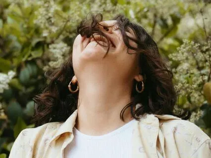 Happy & Balanced Hormones Subliminal (Alpha 7 Hz)