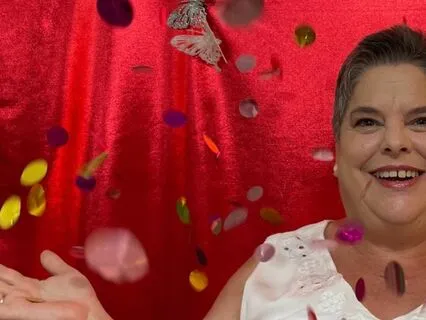 Happy Life With Sandy Davies