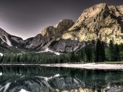 Hare Sharanam - See The Divine In All (Hindu Mantra) 