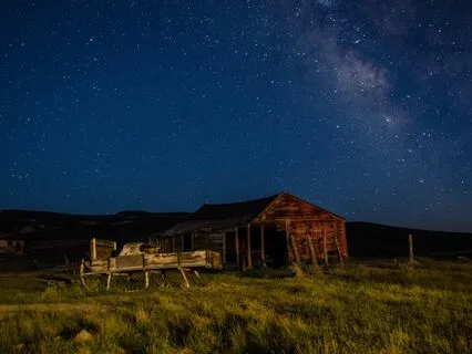 Harmonic Waves: A Journey in 8 Hz Theta Meditation