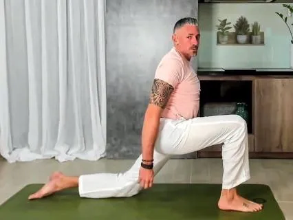 Balance Effort & Ease - Hatha Yoga Flow (70min)
