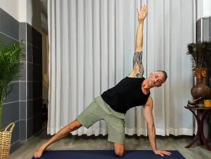 Morning Energy & Focus - Hatha Yoga Flow (70min)