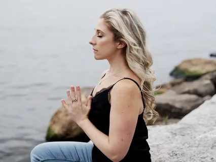 Head To Toe White Light