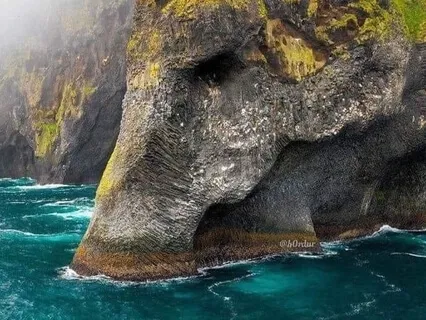 Headlines - A Toe In The Water - Introduction 