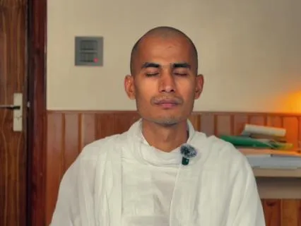 Heal Your Heart Chakra: Release Pain & Open To Love