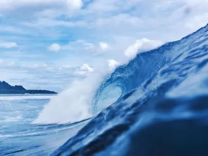 Healing Brown Noise & Gentle Ocean Waves — For Deep Sleep