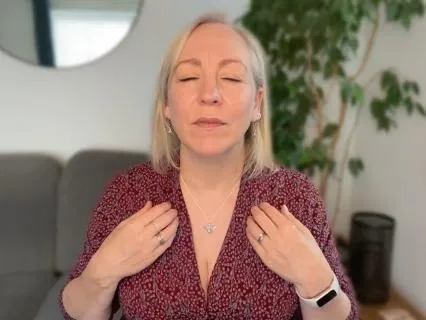 Heal Your Poverty Money Mindset With EFT Tapping