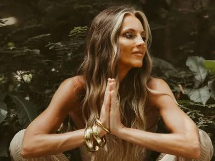 Healing Hands: A Self-Soothing Meditation