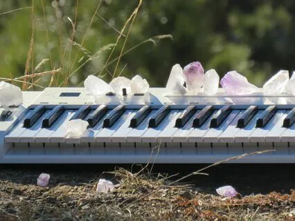 Healing Piano In 528 Hz With Flowing Water Sounds
