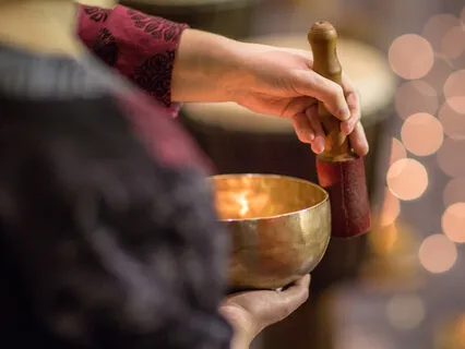 Entraining Brainwaves To Synchronise With Resonance Of The Bowls