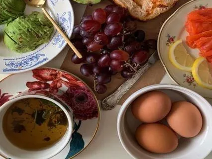 Holistic Digestive Relief: Daily Practices For Gut Health