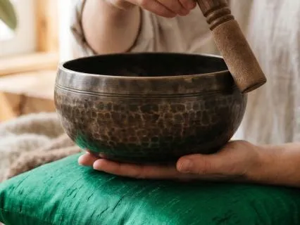 Heart Chakra Meditation And Sound Healing