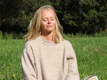 Heart Chakra Meditation For Emotional Release