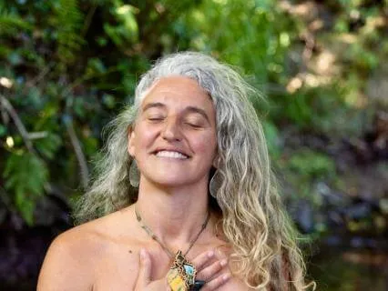 Heart Connection Meditation (11 Minutes)