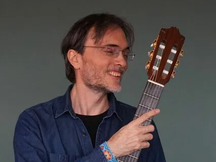 Heart Opening (639 Hz) + Theta Waves Binaural Beats (4 Hz)