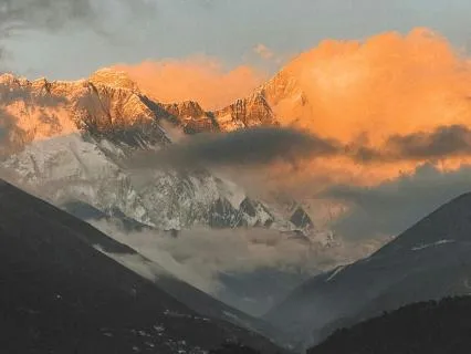 Himalayan Stillness: A 10-Minute Guide To Shanti