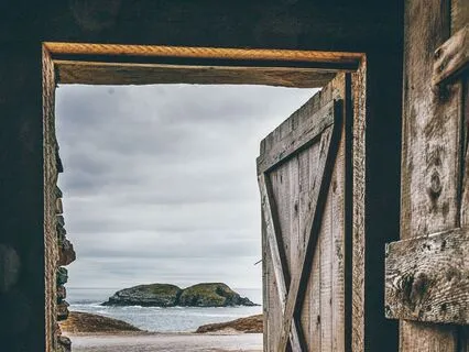 His House: Chapter 3 – The Dishes (Story & Reflection)