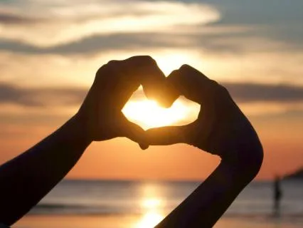 Holding The Heart During Grief