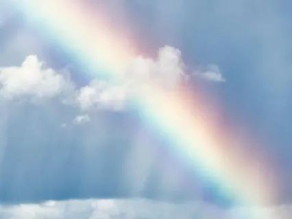 Holding The Light — A Gentle Mantra For Inner Presence