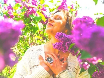 How To Feel Happy ~ A Guided Meditation