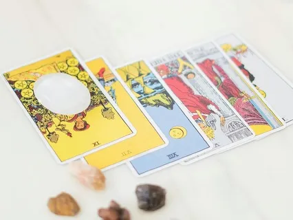 How To Find Your Path: Tarot Insight On Your Future