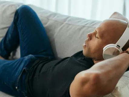 How To Free Yourself From Emotional Pain