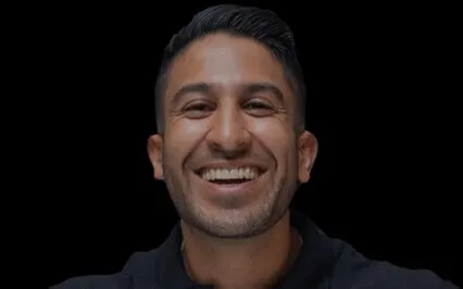 How To Let Go Of Self-Judgement And Express Yourself Fully