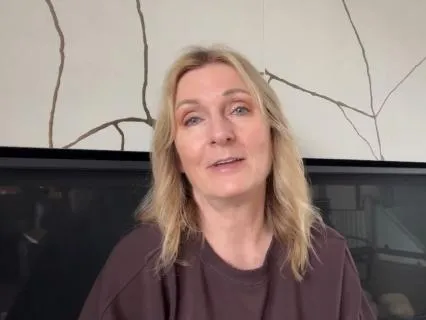 How to Let Go of the Day and Finally Sleep