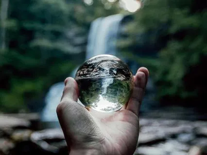 How To Quiet The Mind And Bring Out Your Divine Presence