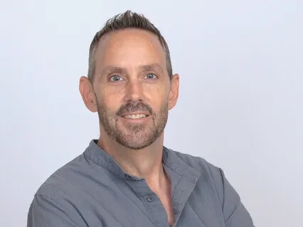 How To Stay Calm & Maintain A Healthy Perspective During A Crisis