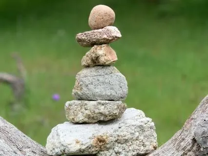 How To Stay Centred Around Low Vibes