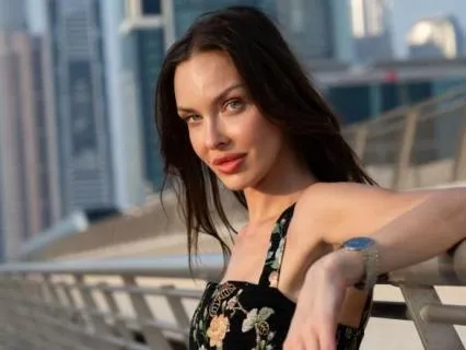 How To Stop Chasing Emotionally Unavailable Men