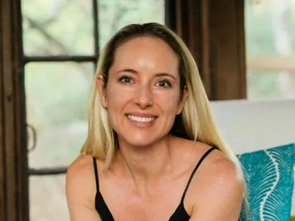 How To Use Wise Effort To Pursue Big Goals With Sonya Looney