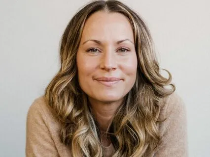 Finding Home In The Present: 14 Minute Grounding Practice