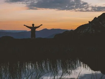 I Am - Lent Day 32: The Presence Of Christ In The Now