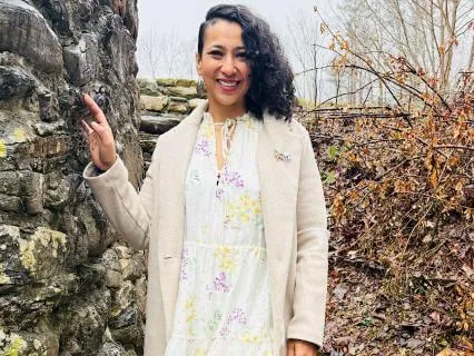 I Rise In Abundance And Light