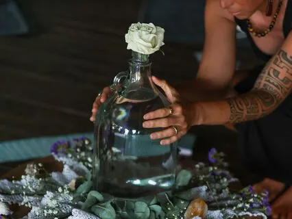 Idé Were Were : Honorer L'Esprit De L'Eau