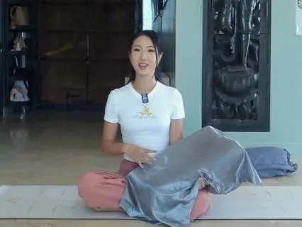 Improve Your Sitting, Standing And Sleeping Posture