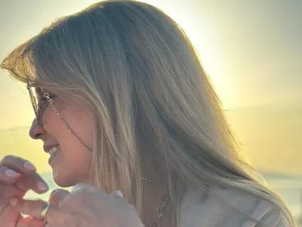 In A Wounded World ... English Version