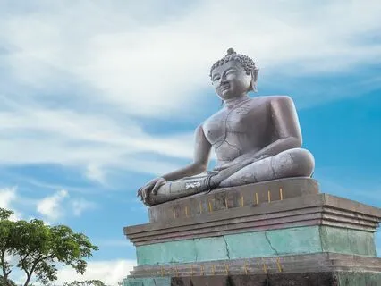 Inner Journeys Or Personal Exploration (Deep Ambient Drone)