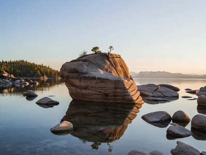 Inner Refuge: Stillness with Laura Shekerjian