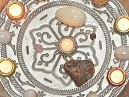 Inner Spacious Sanctuary - Meditation + Journaling Practice