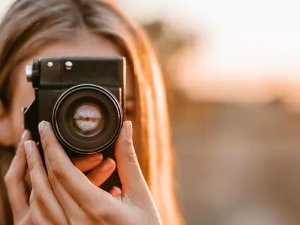 Instantes: Embracing The Beauty Of The Present