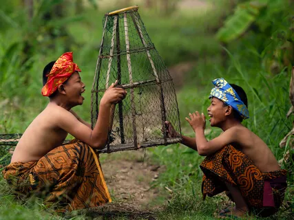 Relinquishing The Past And The Future: Be Present