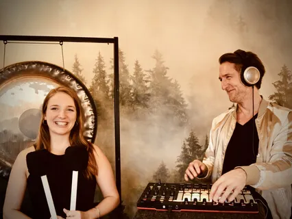 Intuition / Water Gong Meets Neuro Electronic Sound Bath