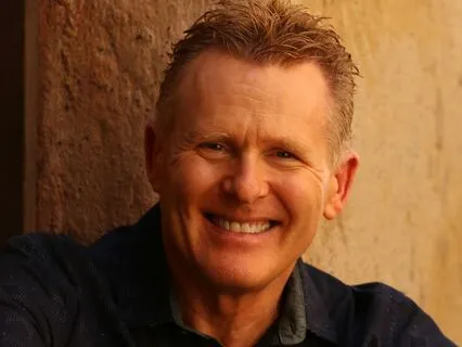 Is Happiness Contagious (New Research Says Yes)